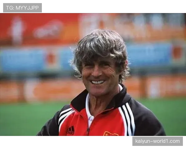 奥林匹亚科斯两大核心维岑科夫米卢蒂诺夫伤缺 攻防体系面临严峻考验